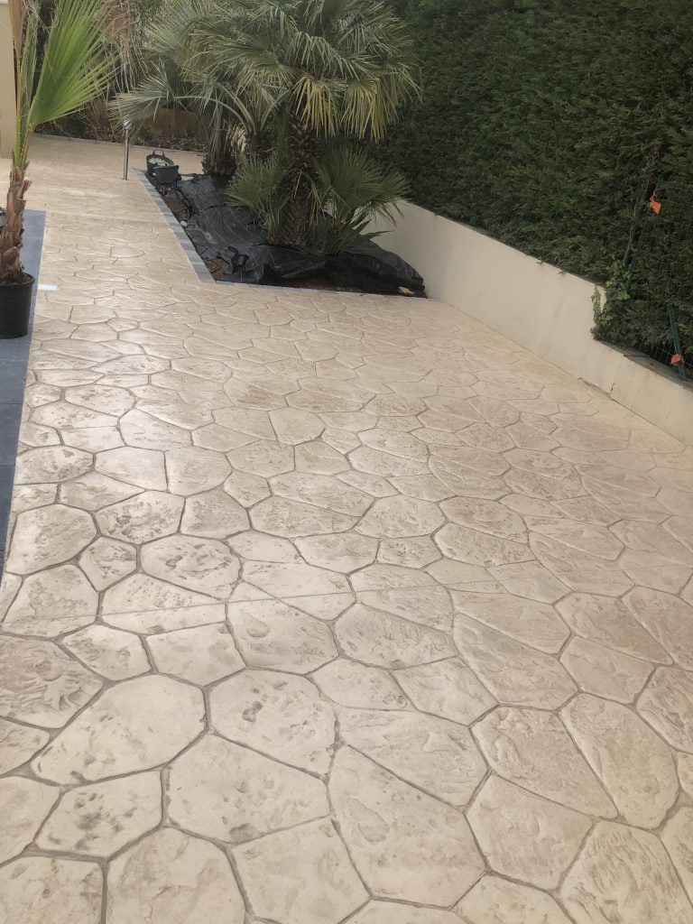 Béton imprimé Belmond-d_azergue