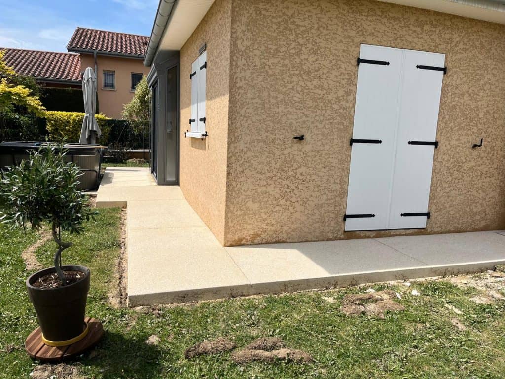 Béton sablé Mornant (1)