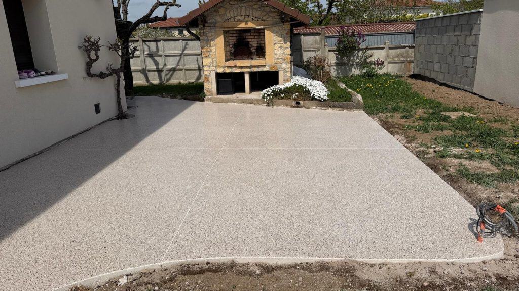 beton-poli-innov-sols-grezieu-la-varenne-02