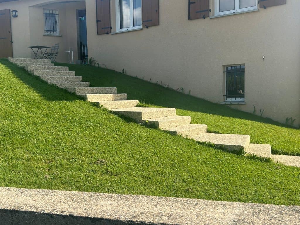 innovsols-marches-Béton désa Chazelles sur lyon1