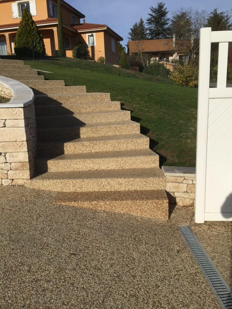 innovsols-marches-Escalier La Tour de Salvagny