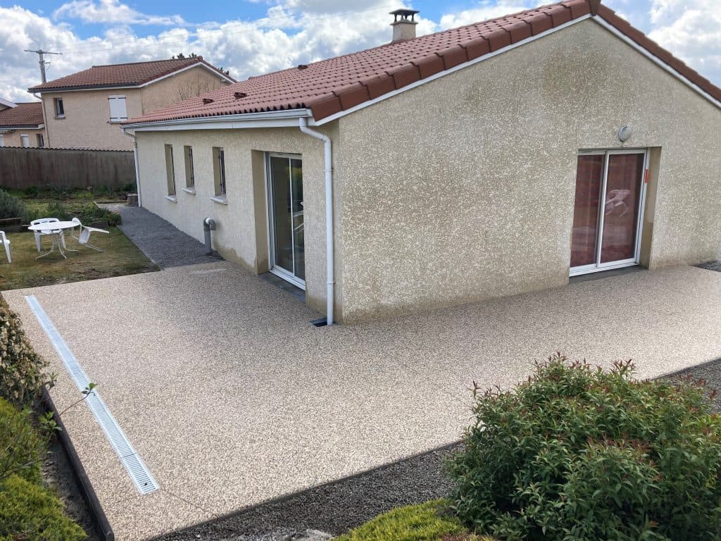 béton désactivé Chazelles sur Lyon